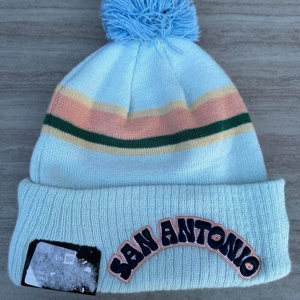 San Antonio Spurs blue New Era winter hat new with tags nba pom hat